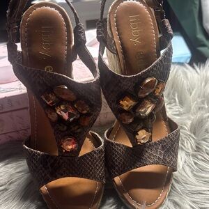 libby. edelman Snakeskin Jeweled Wedge Sandals Sz 9M